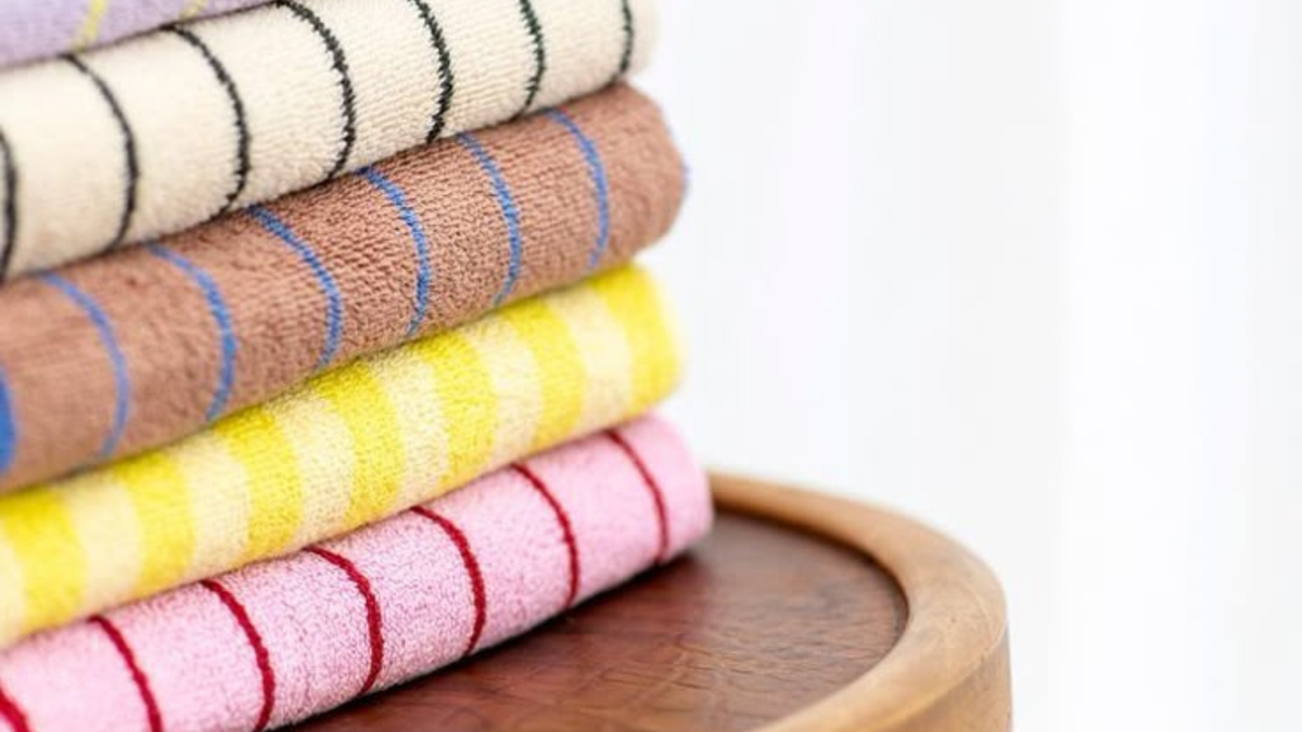 Le tissu éponge tient-il chaud ? Tout ce qu'il faut savoir avant d'adopter cette matière tendance ❤️