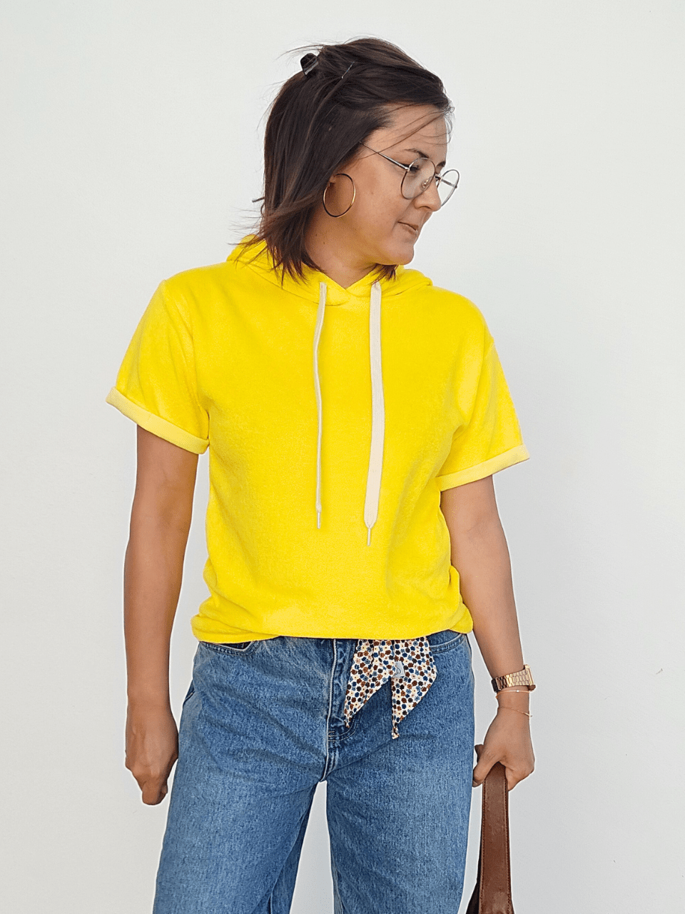 Sweat jaune fluo à capuche – Love By MD