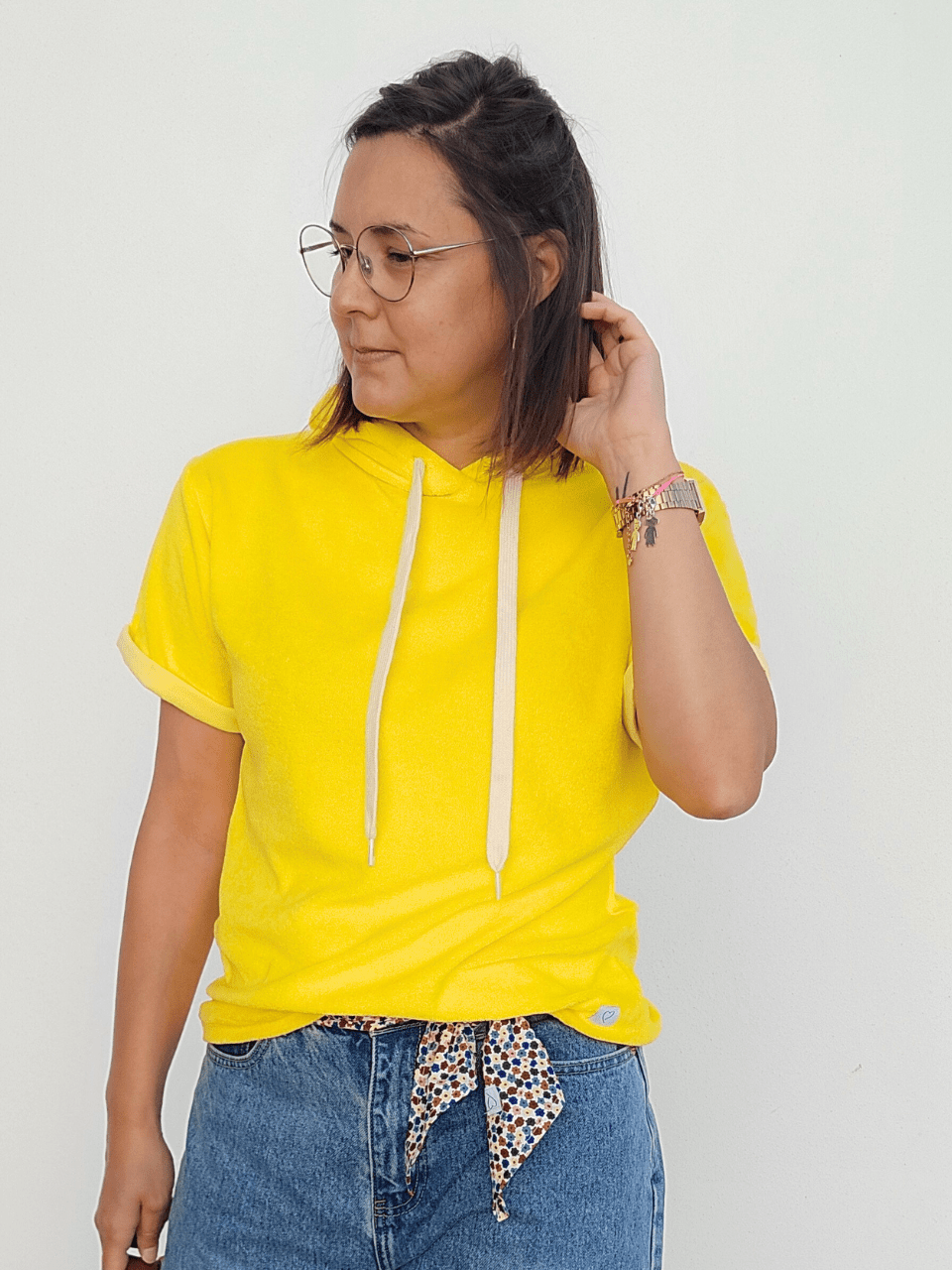 Sweat jaune fluo à capuche – Love By MD