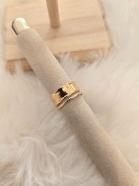 Bague large dorée réglable – Acier inoxydable effet texturé