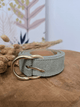 Ceinture en daim boucle dorée