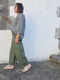 Pantalon barrel femme kaki taille haute avec ceinture