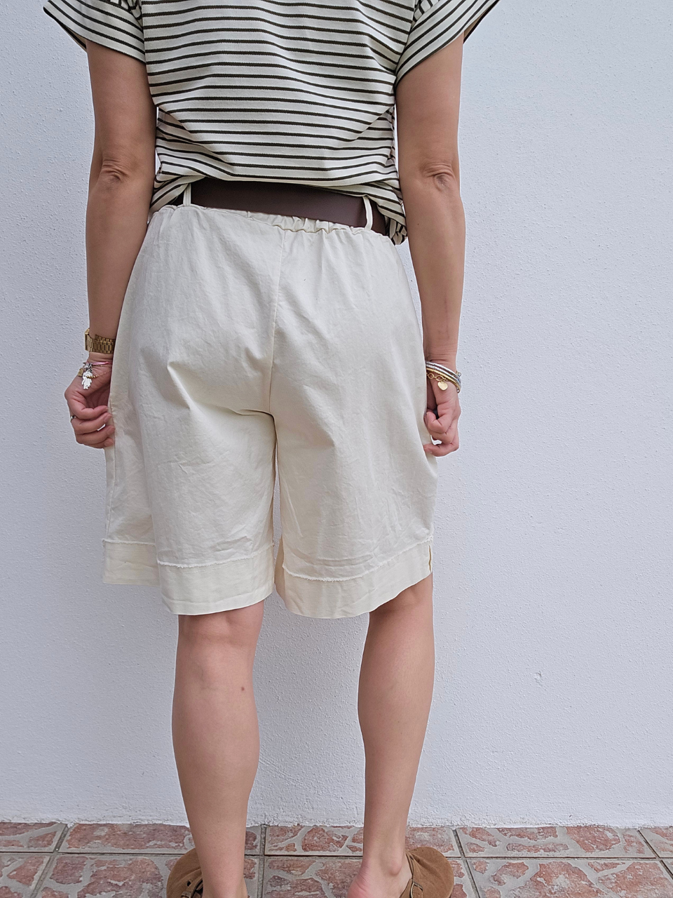 Bermuda en coton avec ceinture – Taille haute