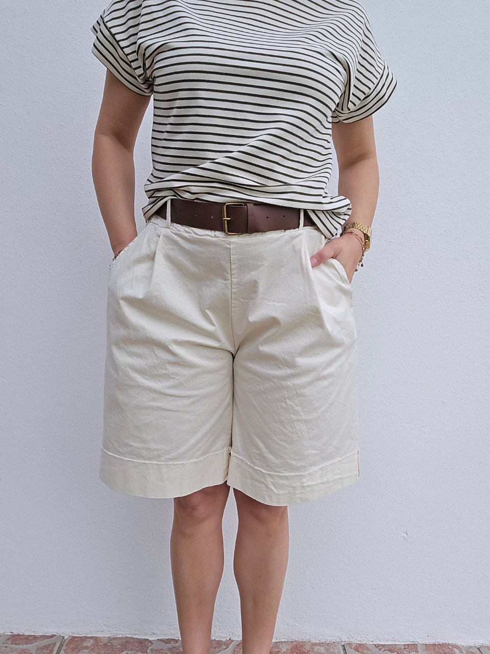 Bermuda en coton avec ceinture – Taille haute