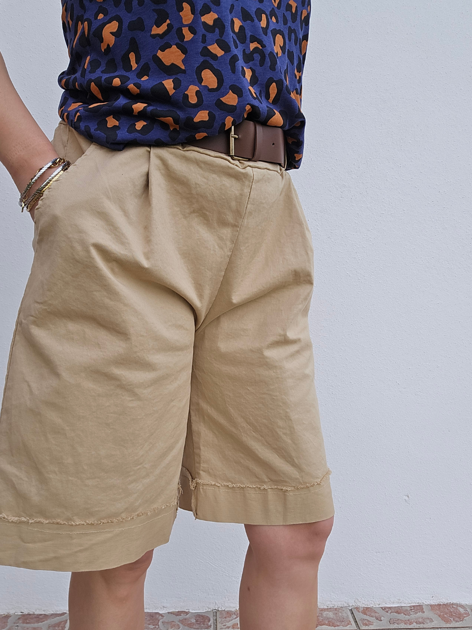 Bermuda en coton avec ceinture – Taille haute
