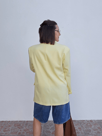 Blazer jaune oversize asymétrique – col officier