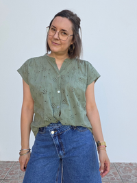 Blouse femme en broderie anglaise 100 % coton
