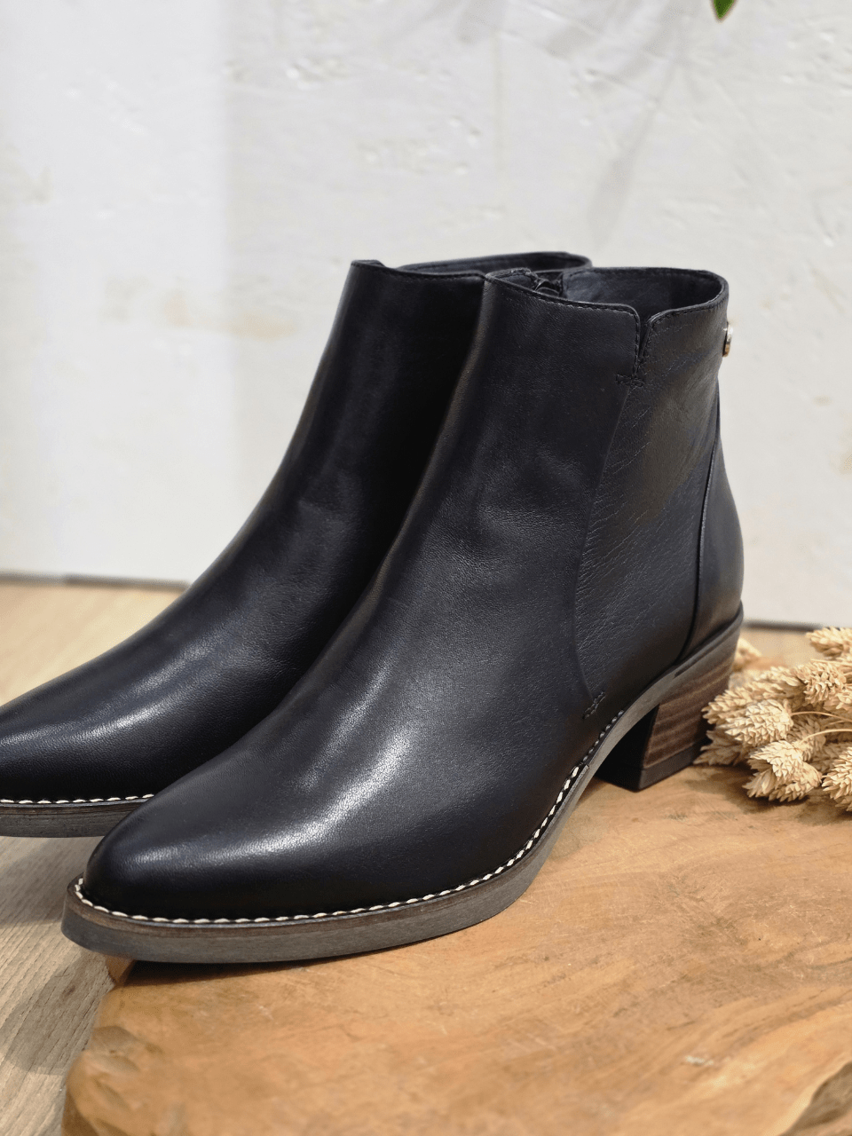 Bottines en cuir noir – Les Pympren’elles