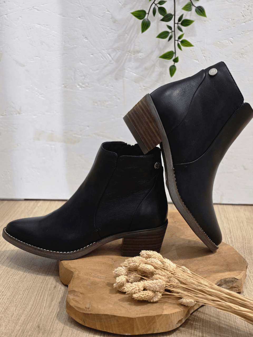 Bottines en cuir noir – Les Pympren’elles