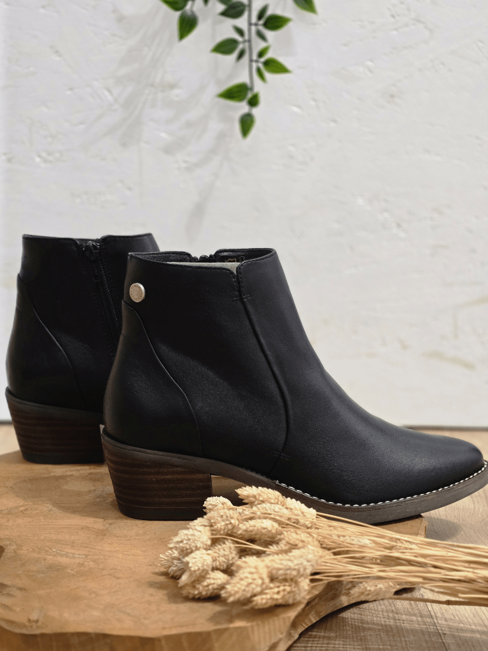 Bottines en cuir noir – Les Pympren’elles