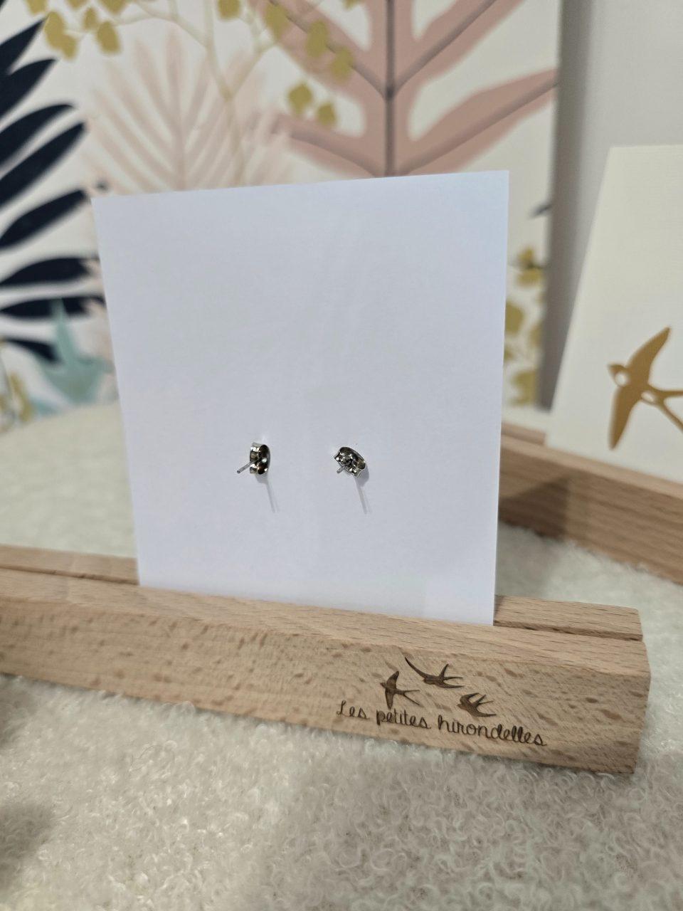 Boucles d’oreilles en bois et paillettes - Les petites Hirondelles