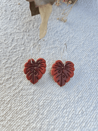 Boucles d’oreilles créoles feuille – Petit Trésor