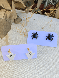 Boucles d’oreilles Halloween artisanales – fantômes ou araignées