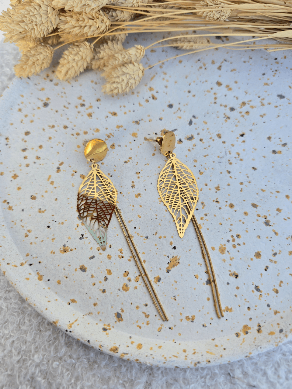 Boucles d’oreilles feuille et pendentif fin