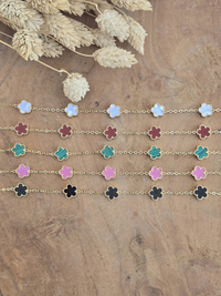 Bracelets fleurs trèfles en émail