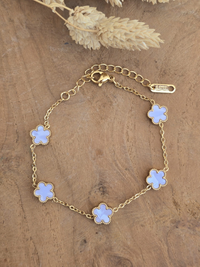 Bracelets fleurs trèfles en émail balnc