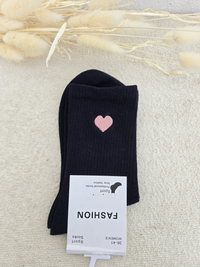 Chaussettes femme à cœur brodé - différent coloris