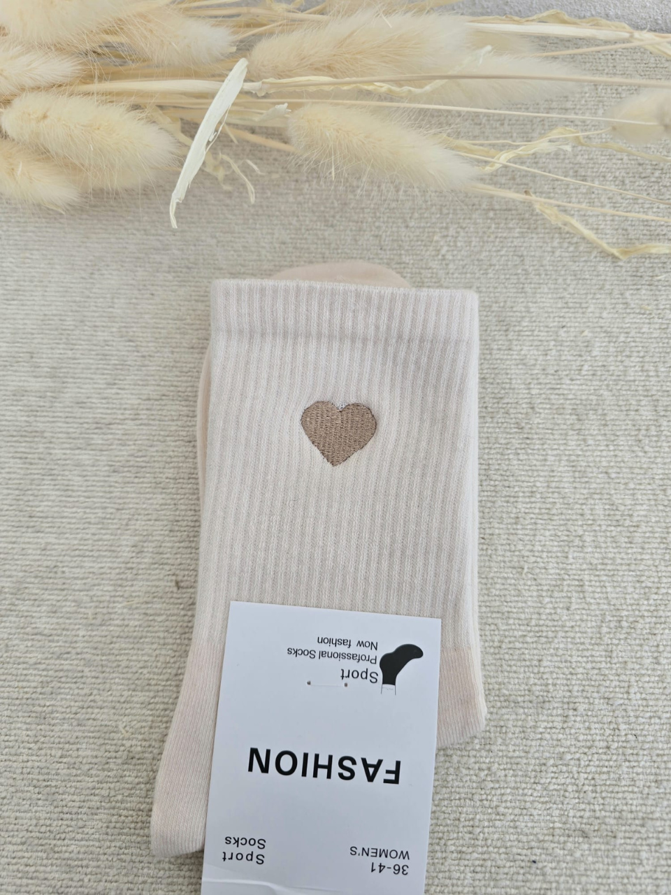 Chaussettes femme à cœur brodé - différent coloris