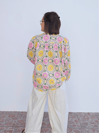 Blouse fleurie fluide col V – coton léger