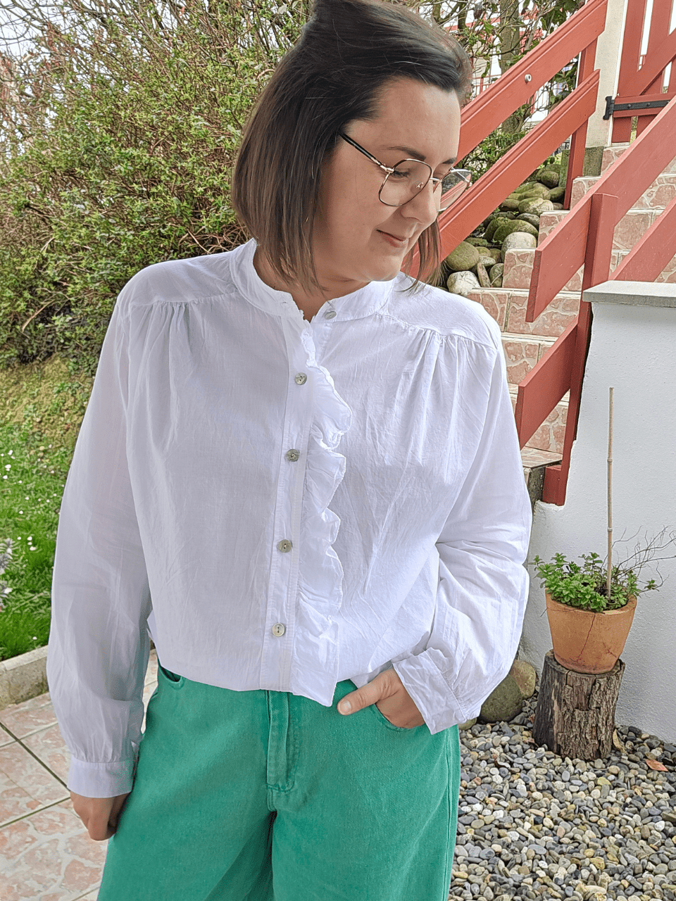 Chemise femme volantée en coton léger