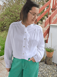 Chemise femme volantée en coton léger