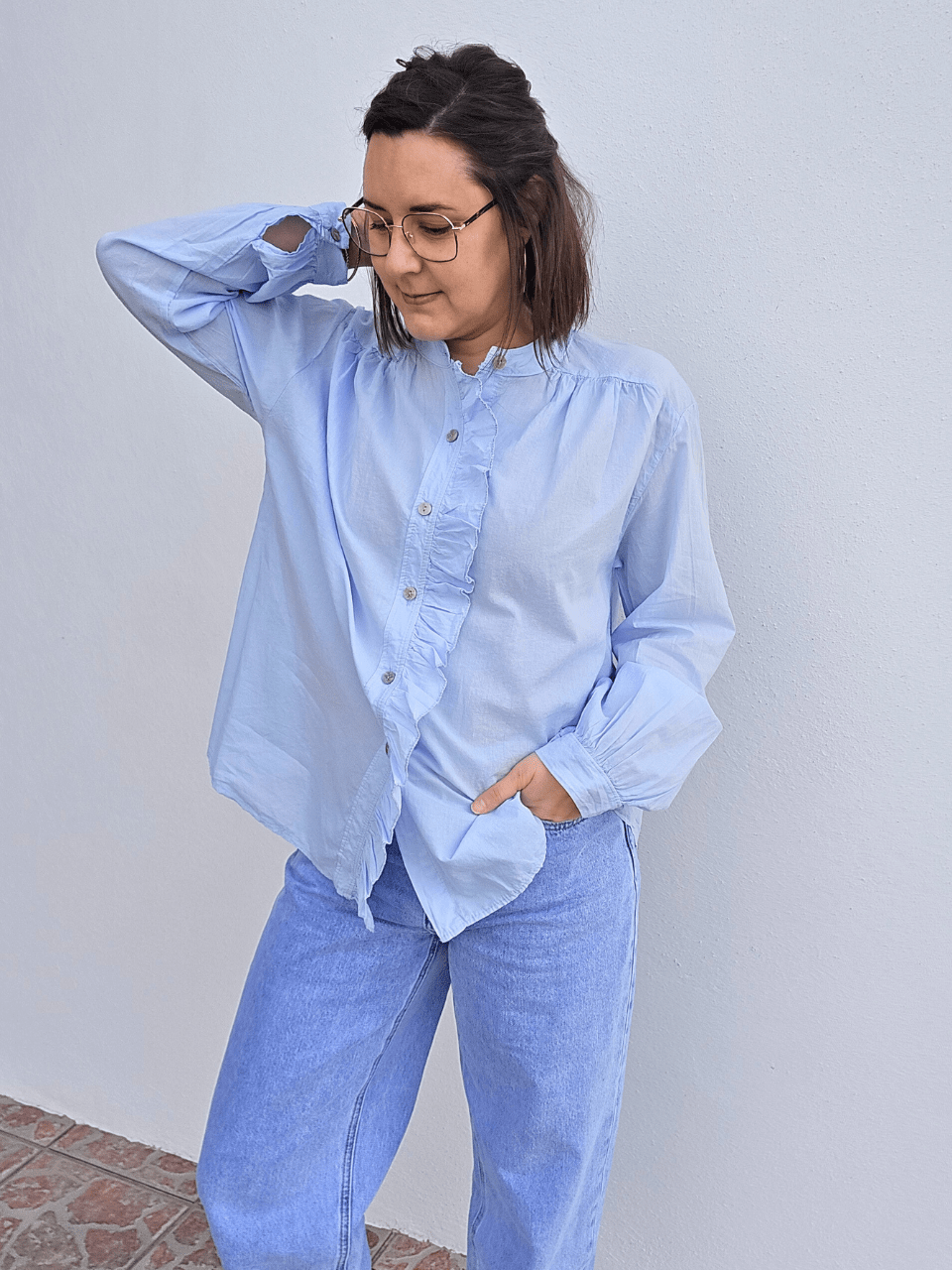 Chemise femme volantée en coton léger