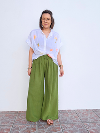 Chemise blanche voile de coton brodée motifs estivaux