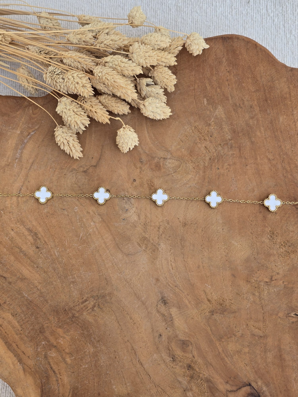 Collier trèfle blanc