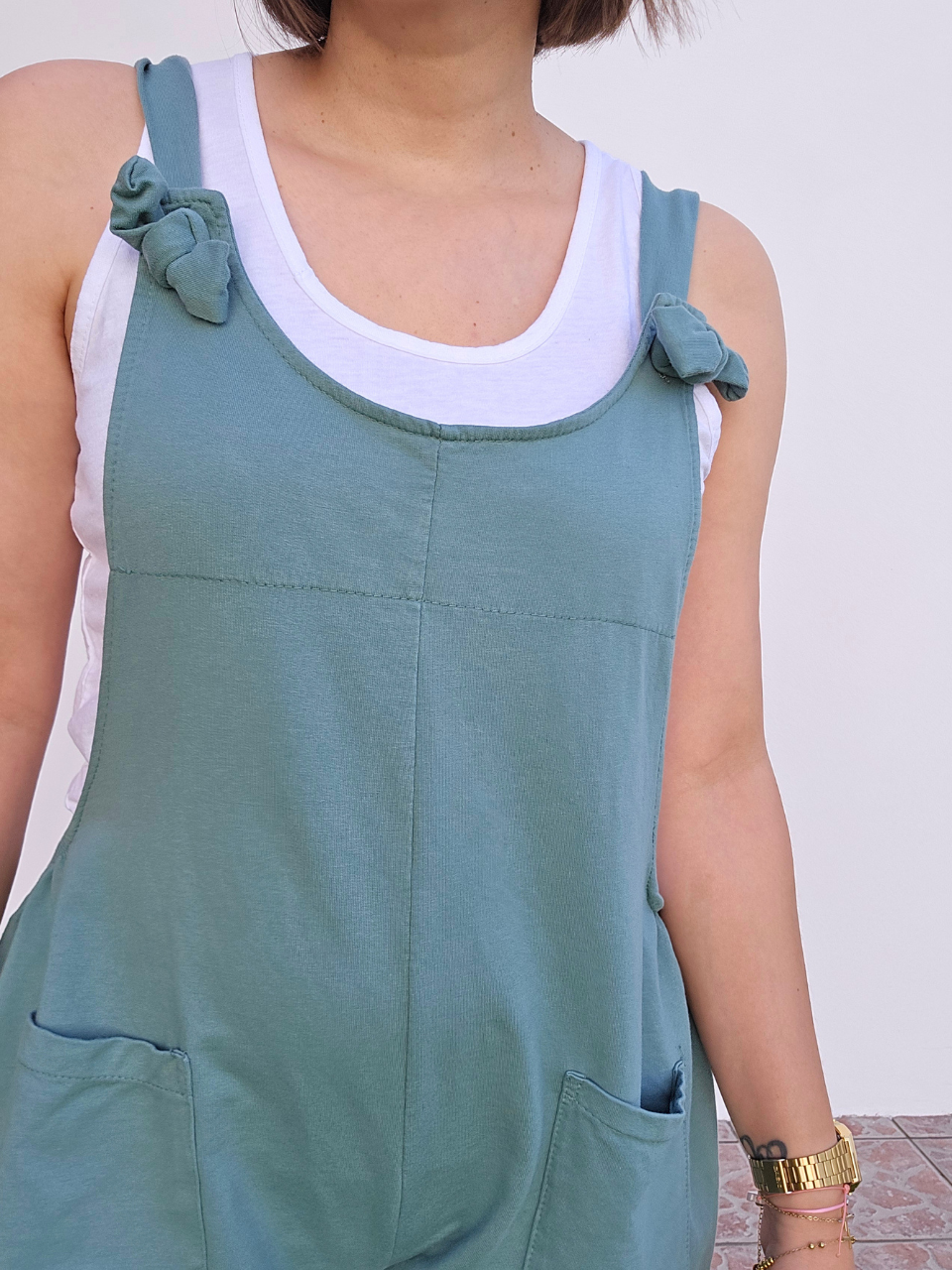 Salopette short avec débardeur inclus – vert d'eau ou bordeaux