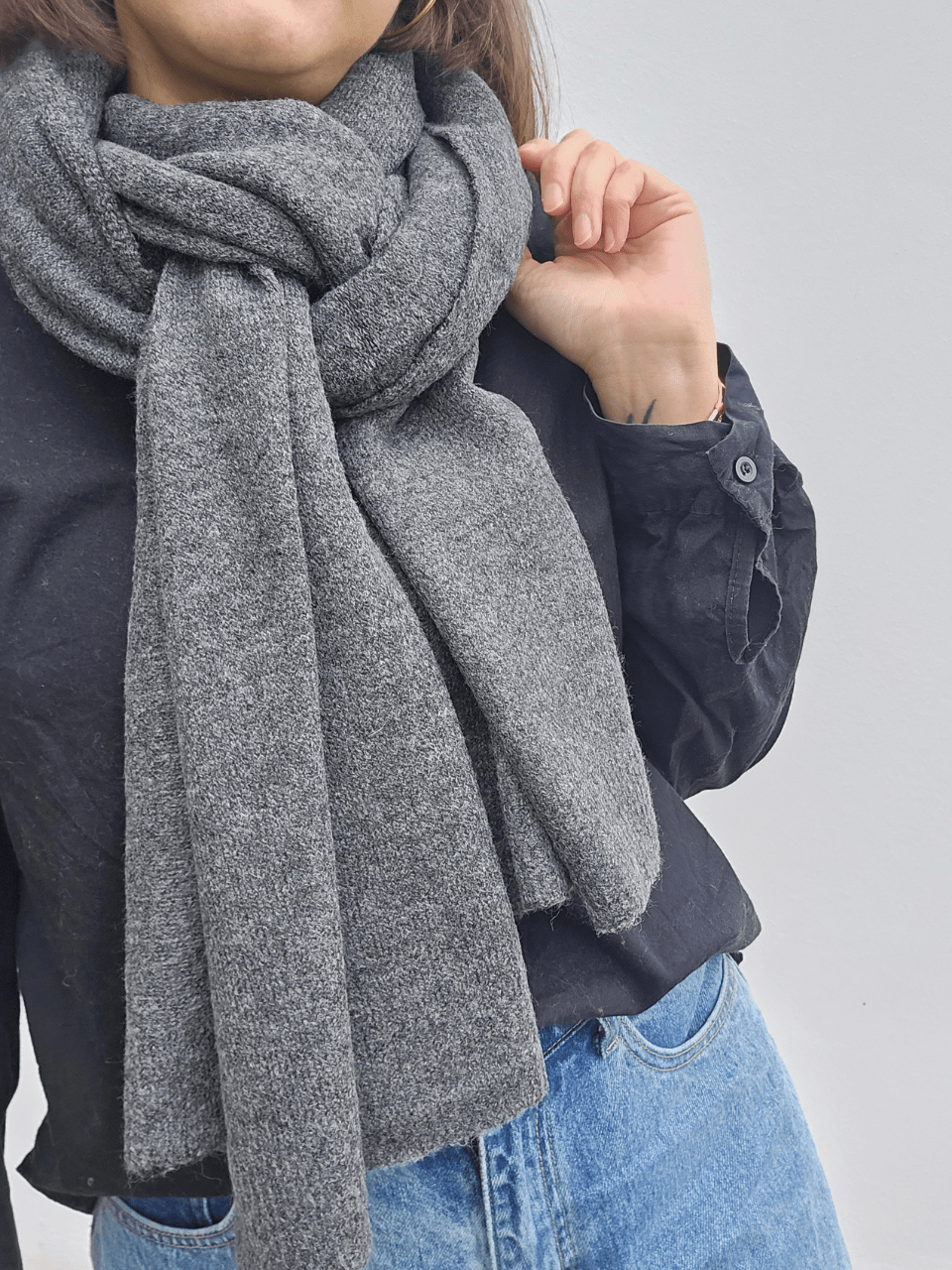 Écharpe 100 % laine beige ou grise