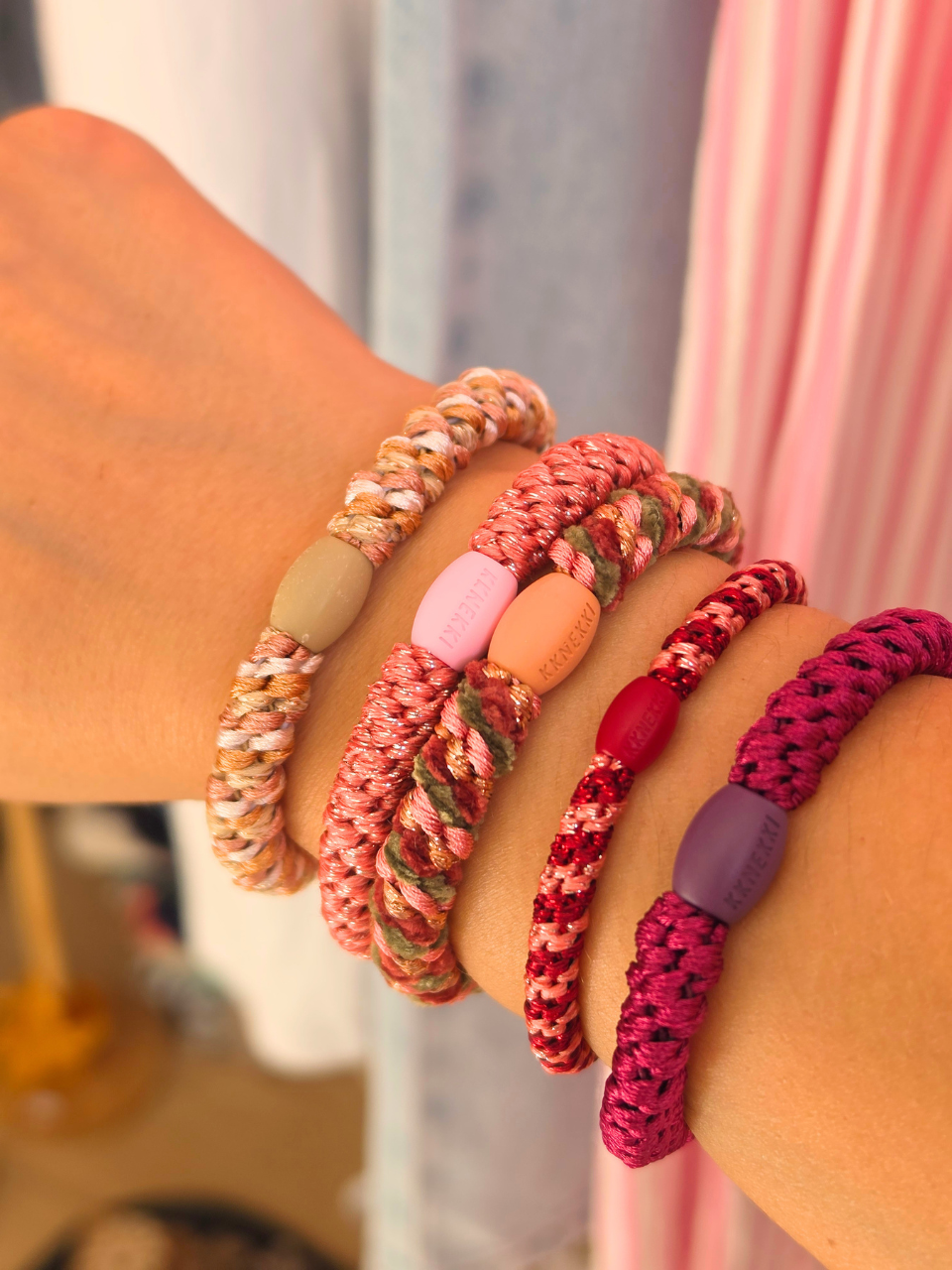 Élastique à cheveux KKNEKKI – Bracelet tressé - Différents modèles