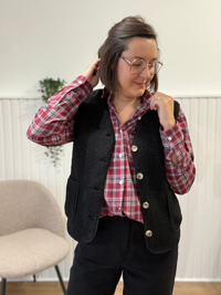 Gilet sans manches femme en bouclette noire