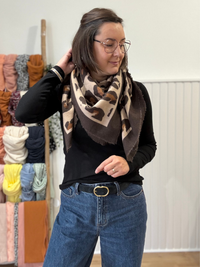 Grand foulard carré femme léopard ou zèbre