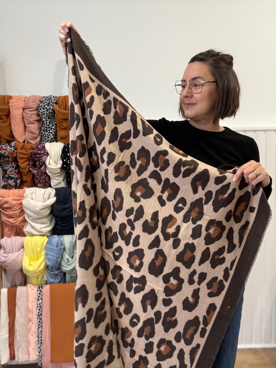 Grand foulard carré femme léopard ou zèbre