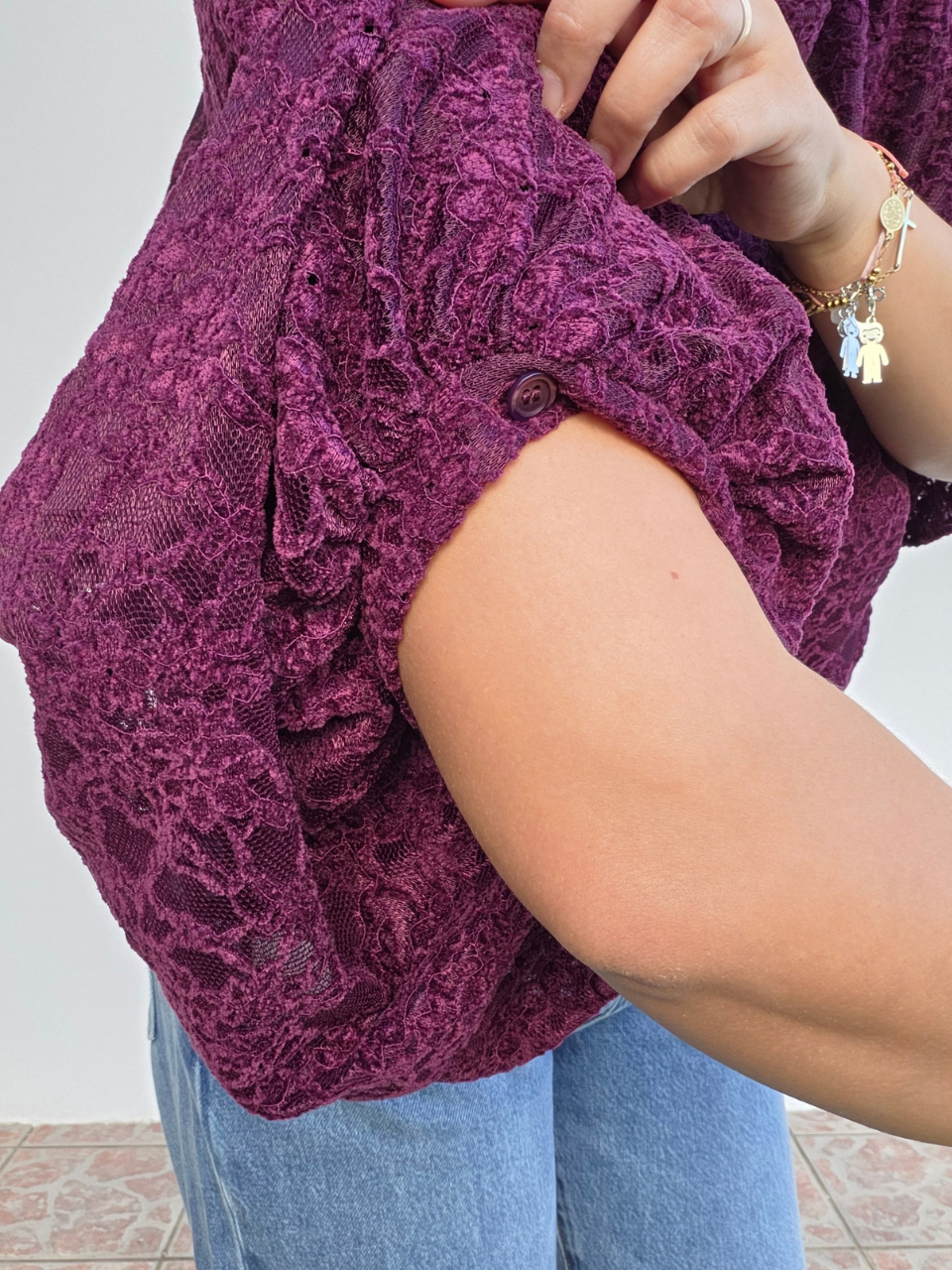 Haut dentelle velours manches boule femme