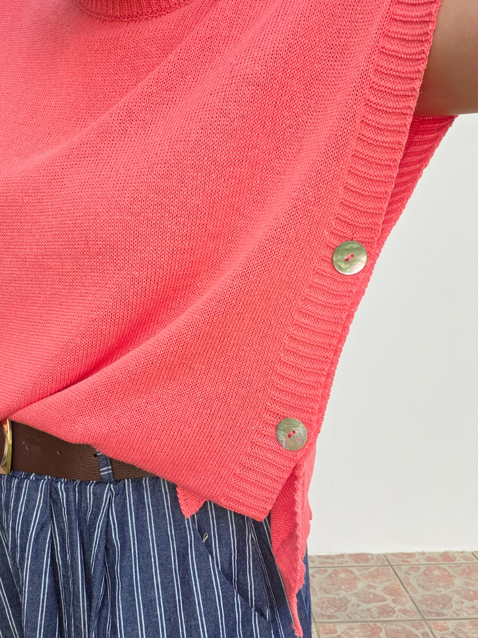 Haut en maille corail boutons sur le côté - Taille unique