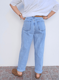 Jean coupe barrel bleu clair