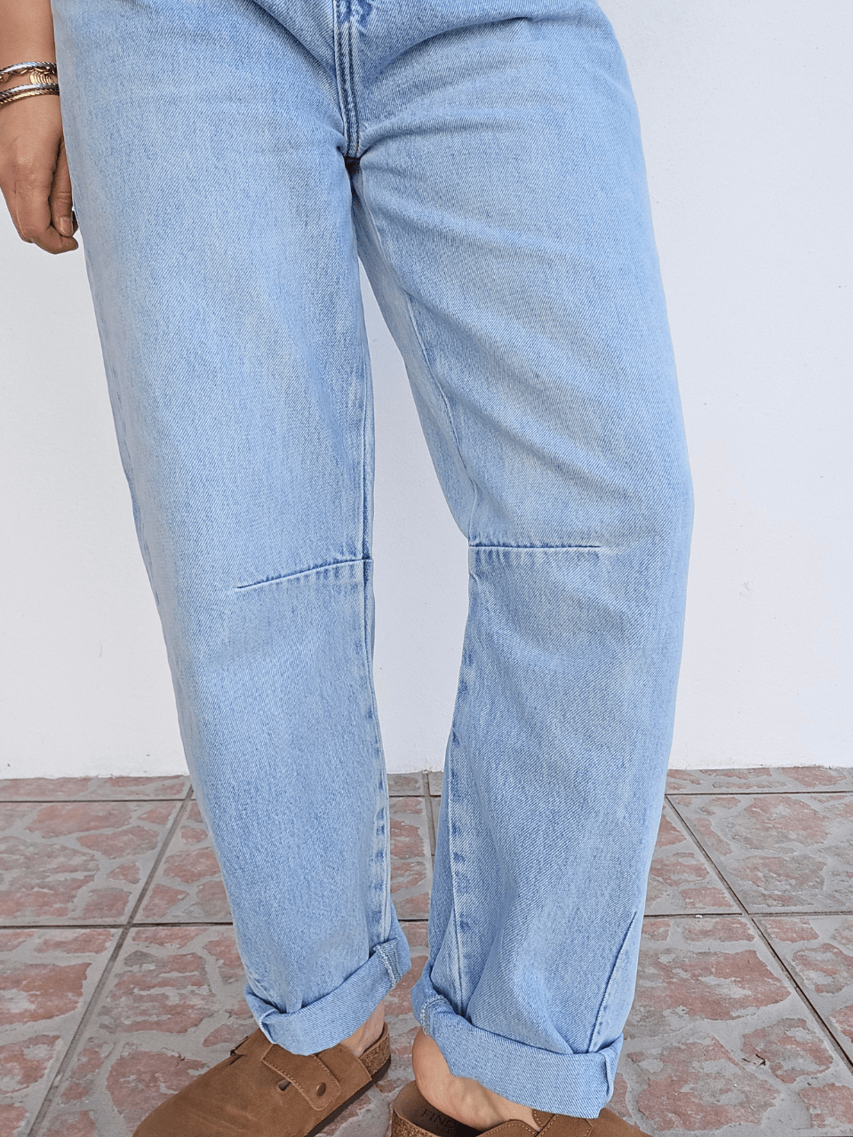 Jean coupe barrel bleu clair