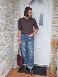 Look jean à pois pull marron