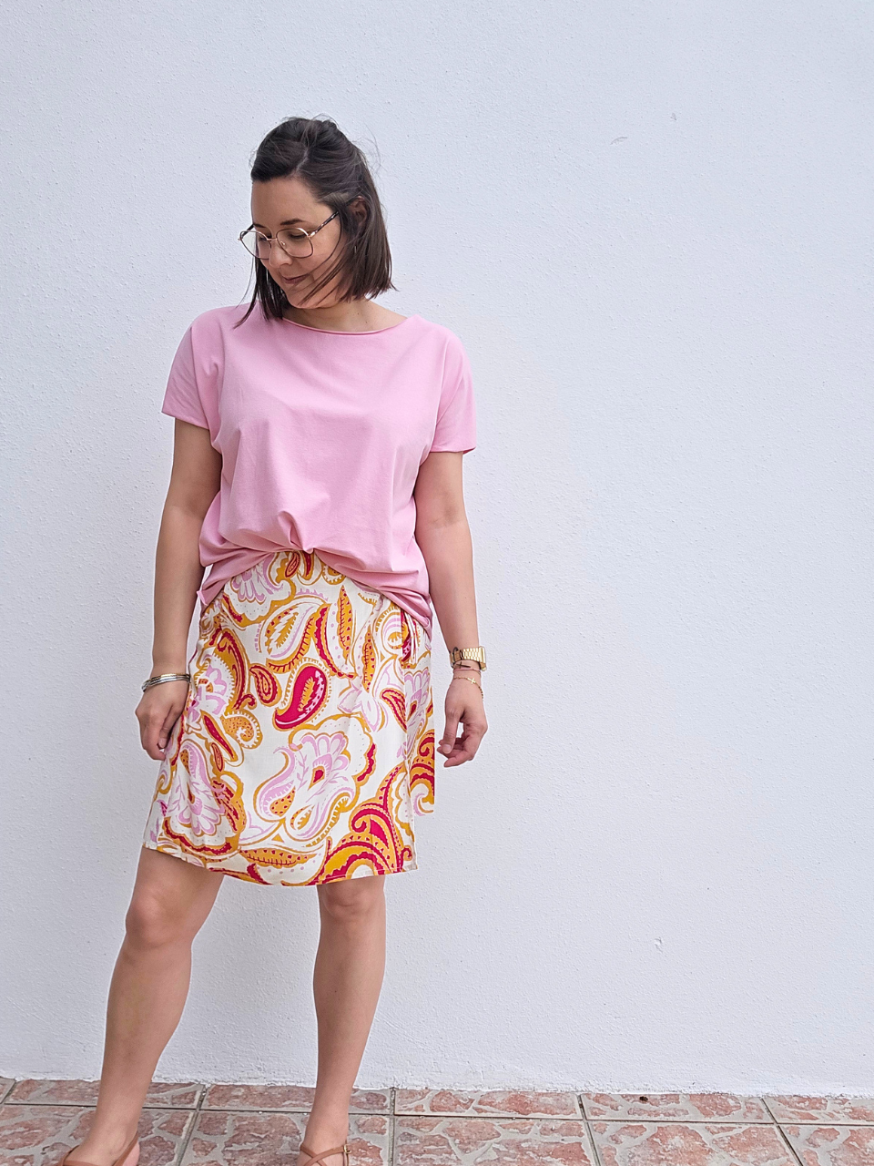 Look femme jupe colorée été 