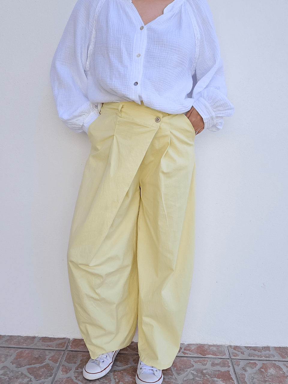 Pantalon large jaune en coton – coupe barrel & taille élastique