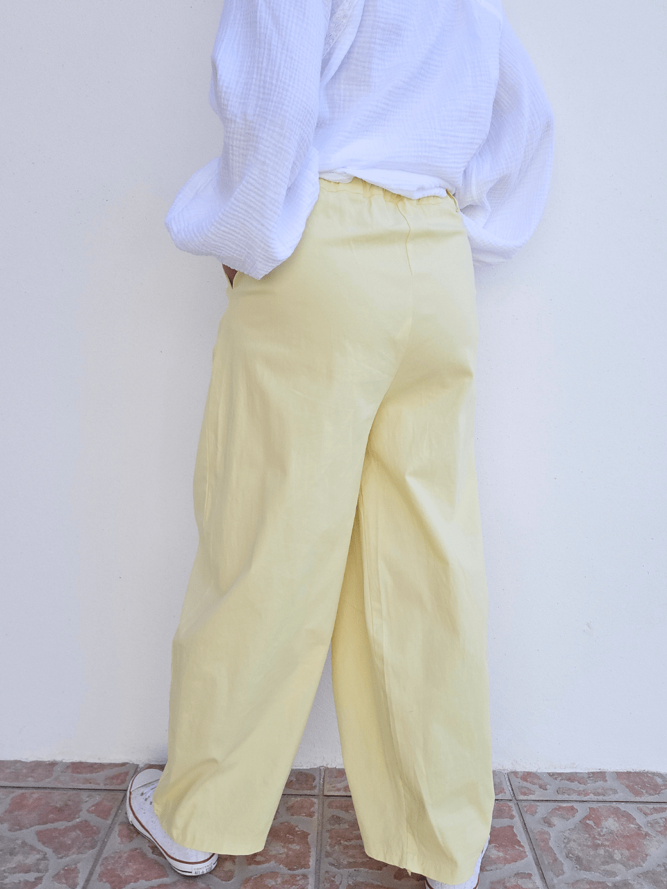 Pantalon large jaune en coton – coupe barrel & taille élastique