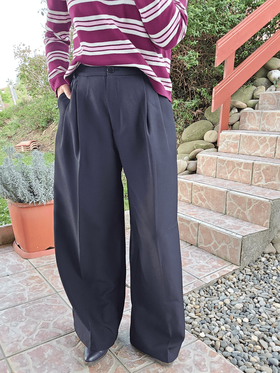 Pantalon noir large taille haute
