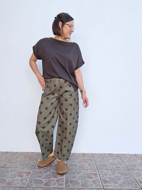 Look pantalon pois marron