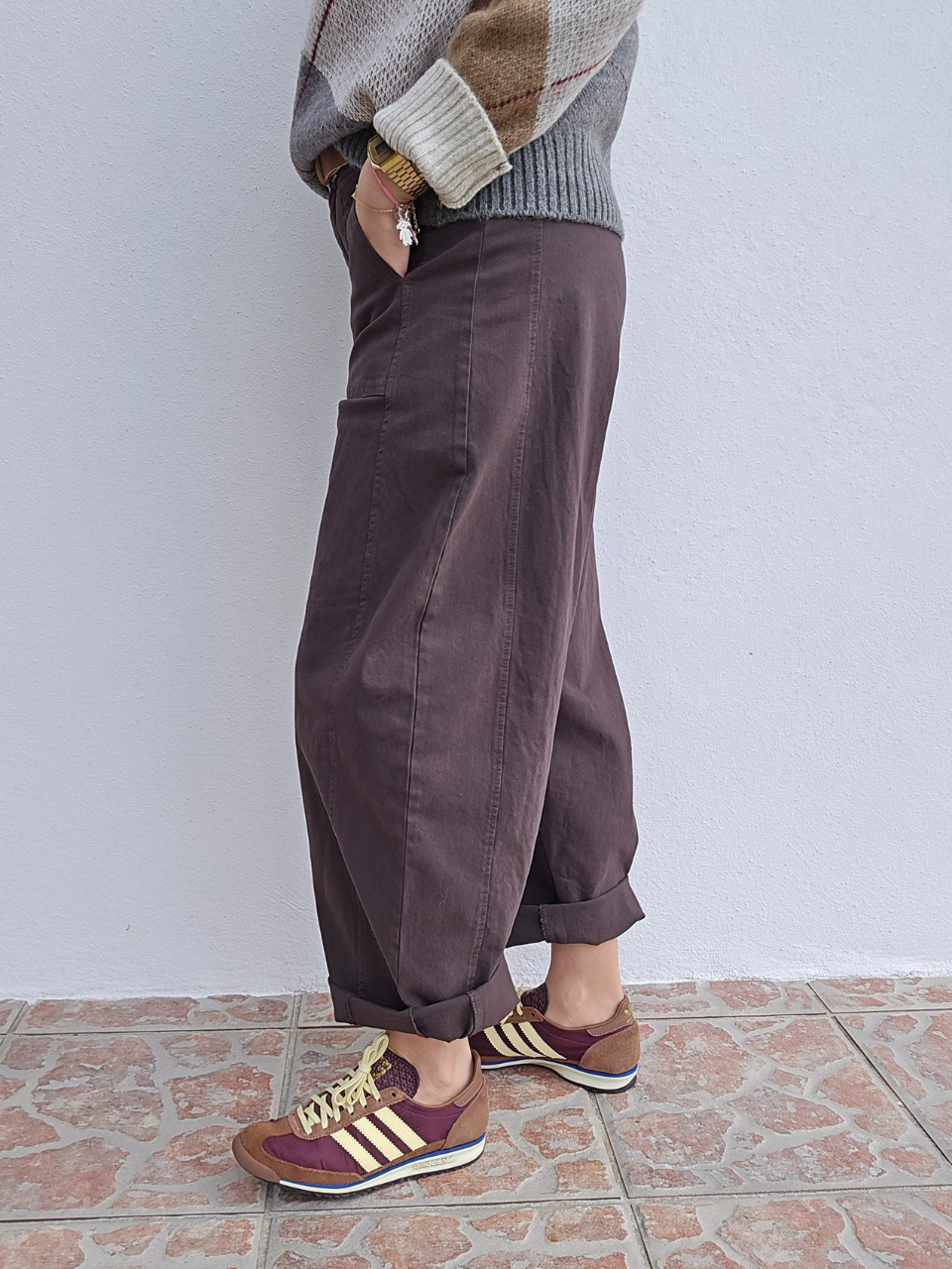 Pantalon barrel femme marron taille haute avec ceinture