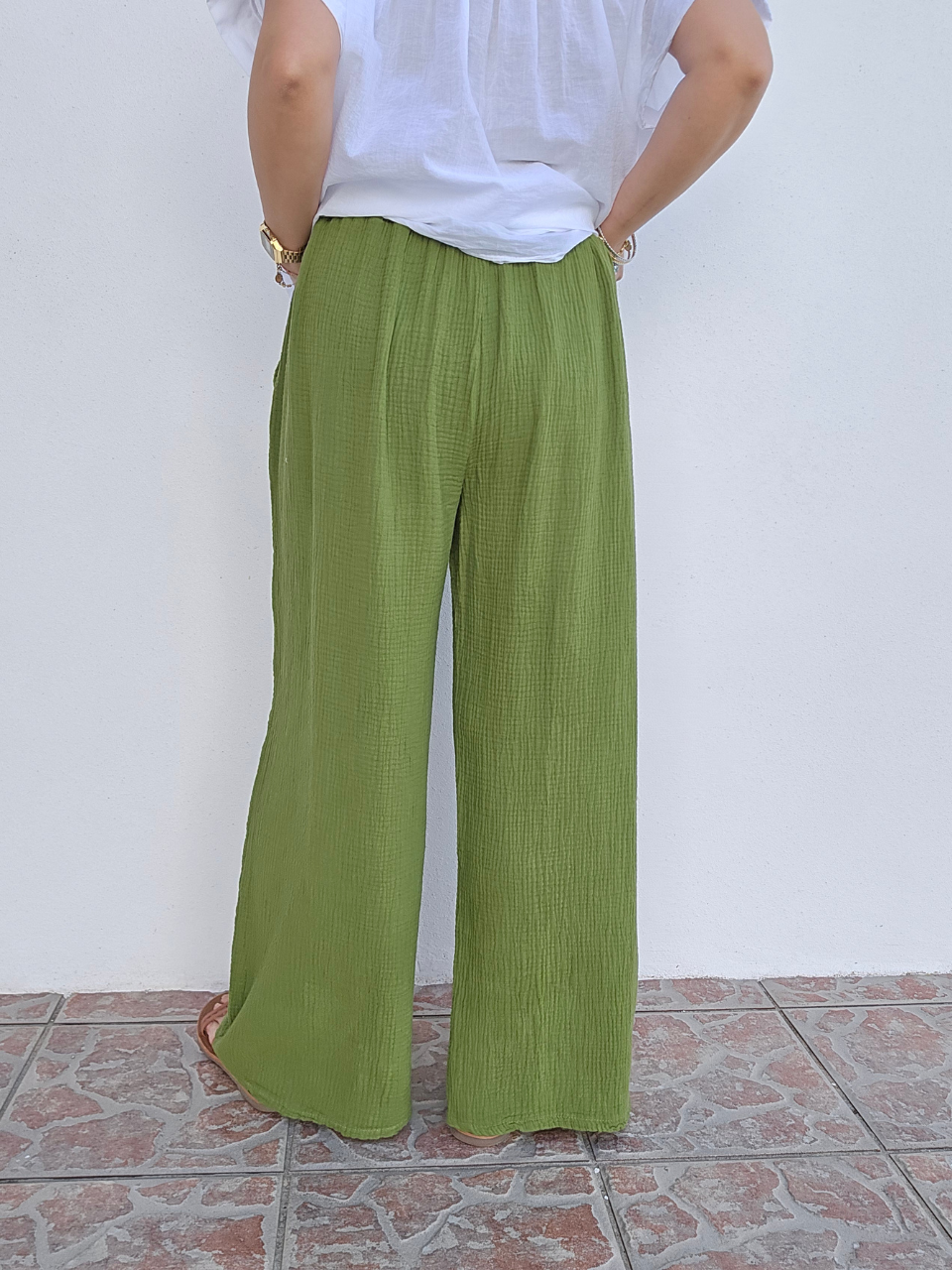 Pantalon large vert olive – Gaze de coton