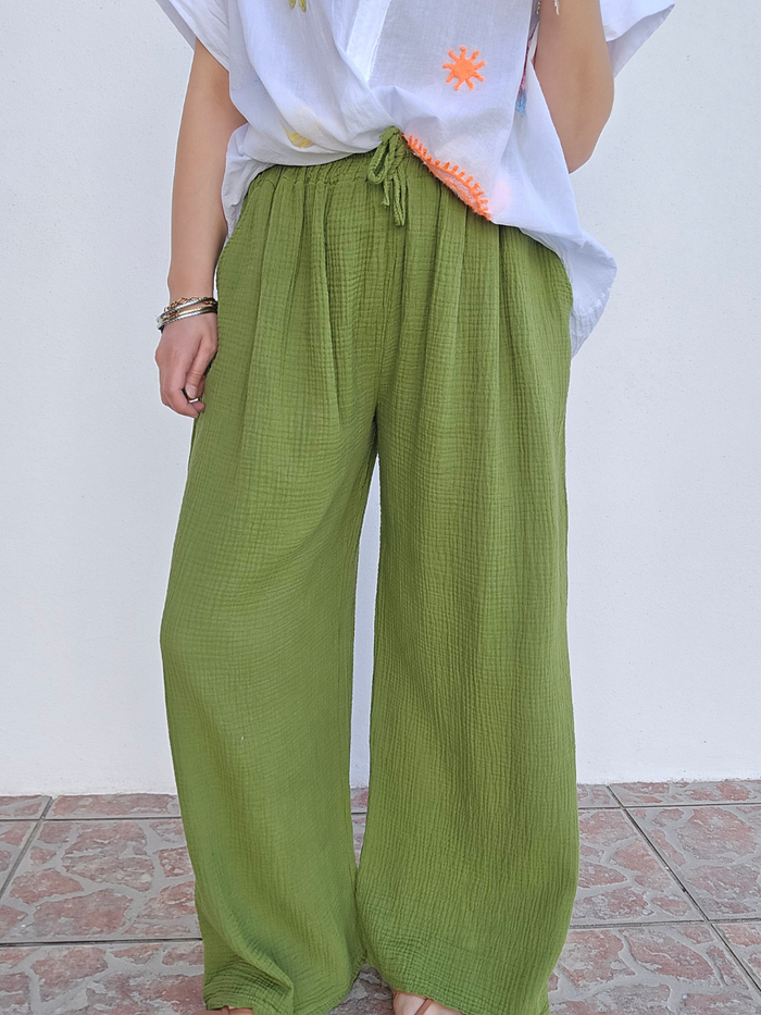 Pantalon large vert olive – Gaze de coton