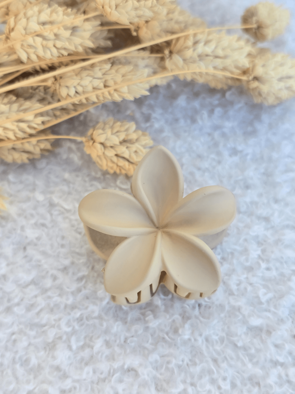 Petite barrette fleur cheveux – Finition mate