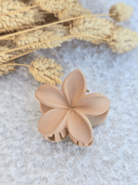 Petite barrette fleur cheveux – Finition mate