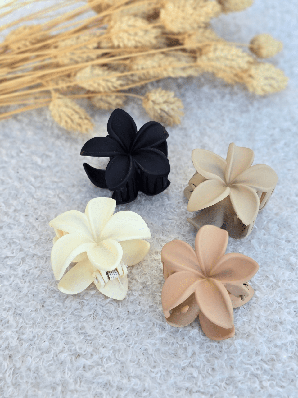 Petite barrette fleur cheveux – Finition mate